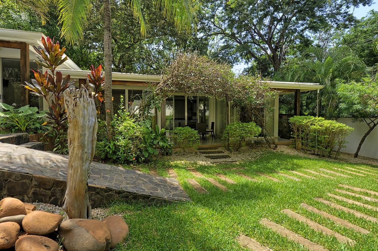 The Breeze Hotel & Villas Tamarindo Exterior photo